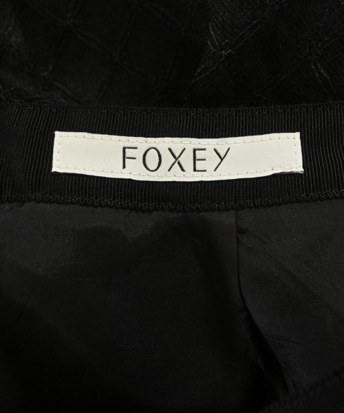 FOXEY กระโปรงยาวถึงเข่า