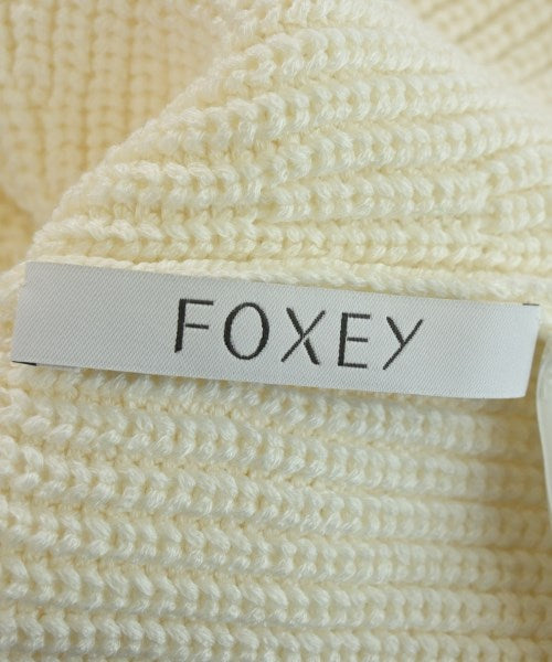 FOXEY เสื้อกันหนาว