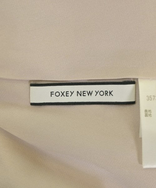 FOXEY กระโปรงยาวถึงเข่า