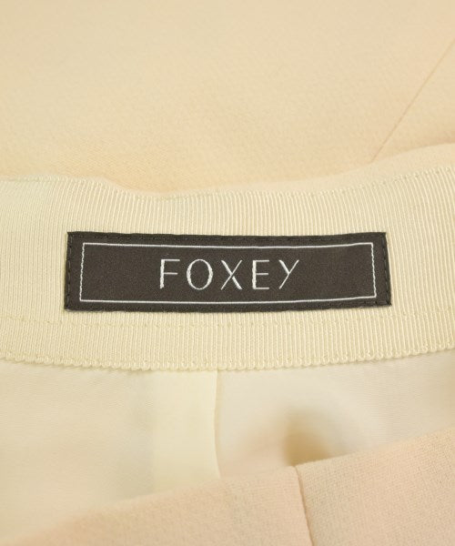 FOXEY กระโปรงยาวถึงเข่า