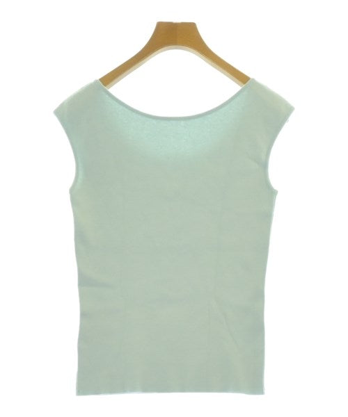 FOXEY เสื้อแขนกุด