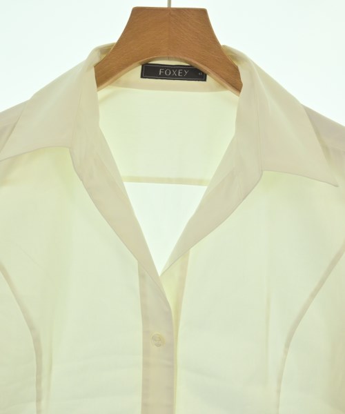 FOXEY เสื้อลำลอง