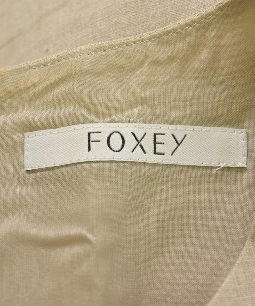 FOXEY ชุดเดรส