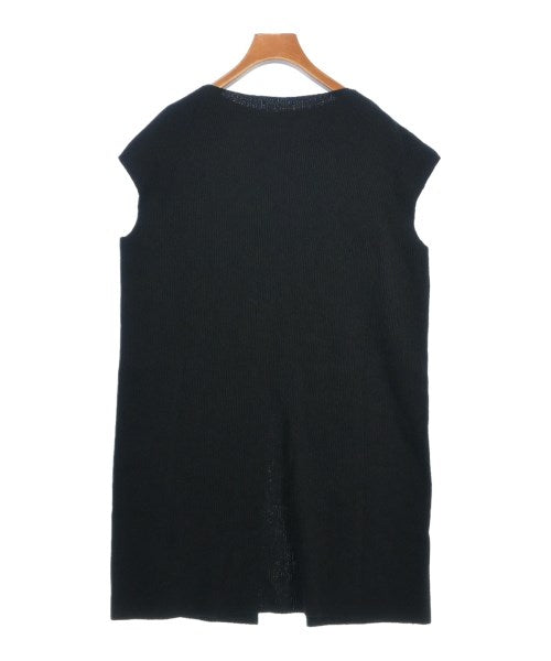 AQUASCUTUM เสื้อแขนกุด