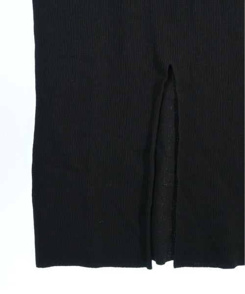 AQUASCUTUM เสื้อแขนกุด
