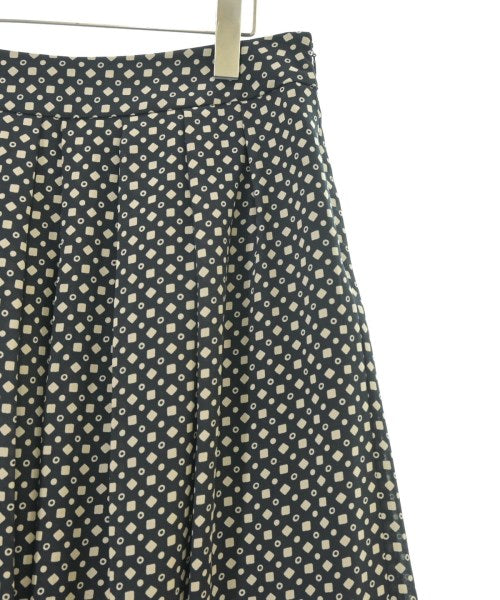 AQUASCUTUM กระโปรงยาวถึงเข่า