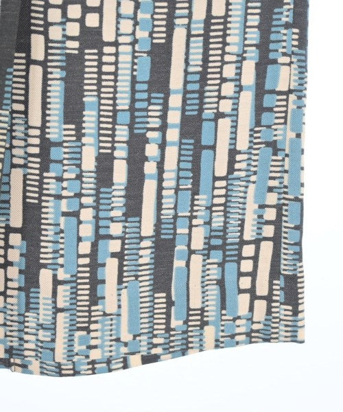 PAUL STUART กระโปรงยาวถึงเข่า