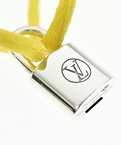 LOUIS VUITTON สร้อยข้อมือ/กำไล