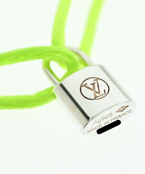 LOUIS VUITTON สร้อยข้อมือ/กำไล
