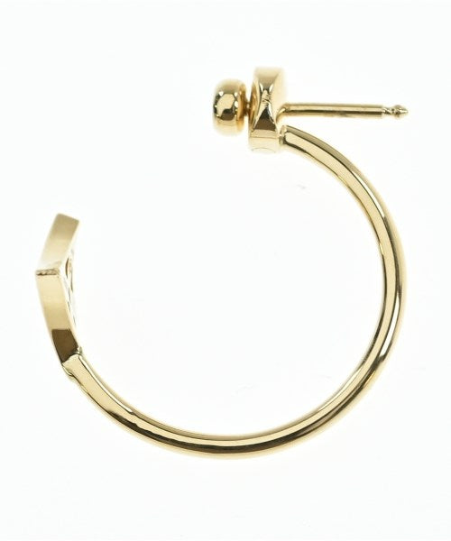 LOUIS VUITTON เจาะ