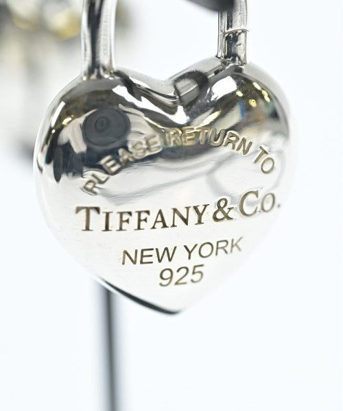 TIFFANY & CO. เจาะ