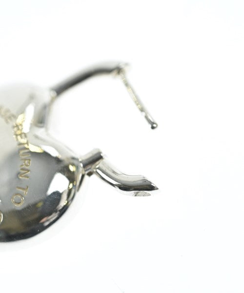 TIFFANY & CO. เจาะ