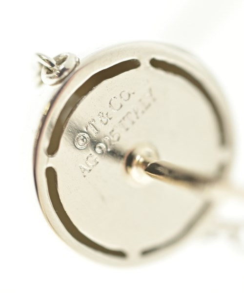 TIFFANY & CO. เจาะ