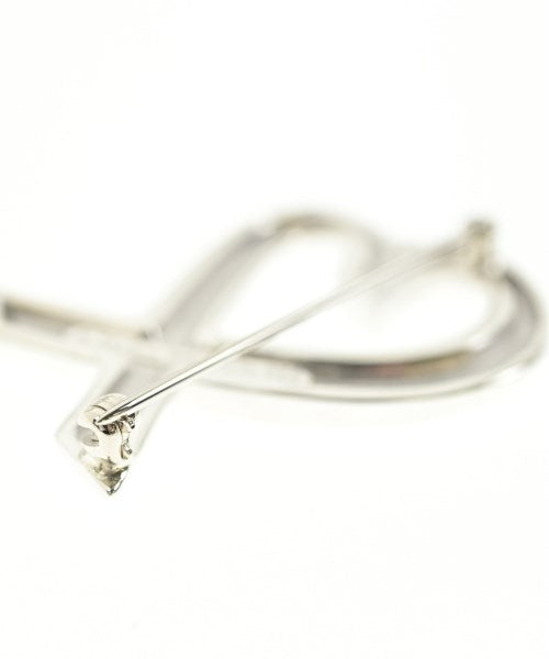 TIFFANY & CO. เข็มกลัด/ดอกไม้ติดเสื้อ