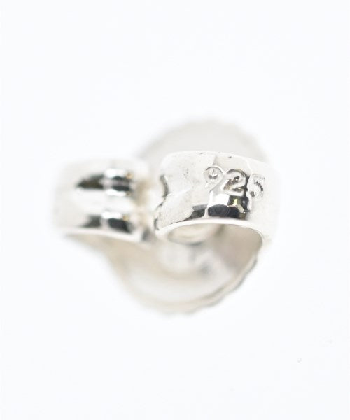 TIFFANY & CO. เจาะ