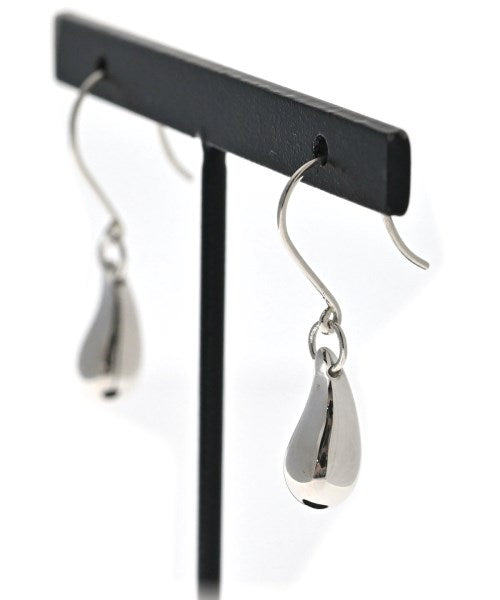 TIFFANY & CO. เจาะ