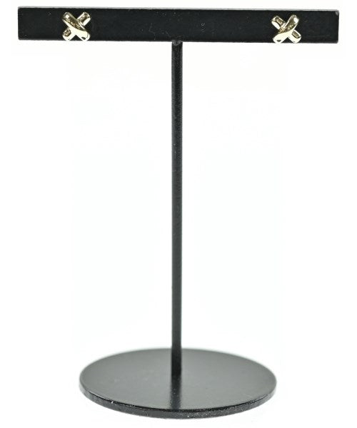 TIFFANY & CO. เจาะ