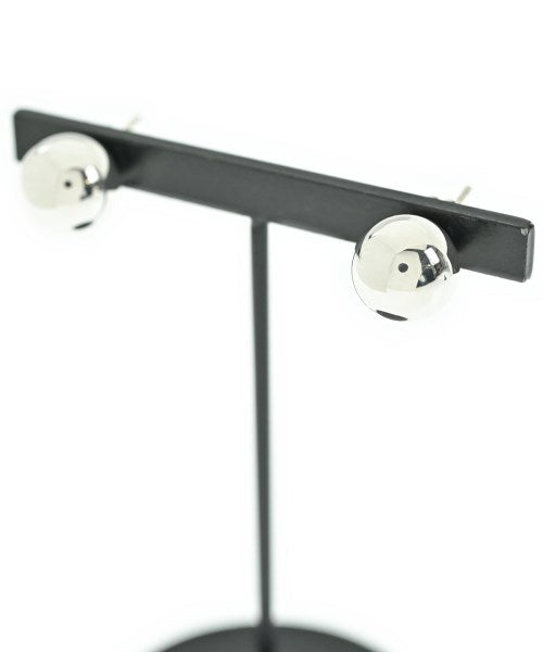 TIFFANY & CO. เจาะ