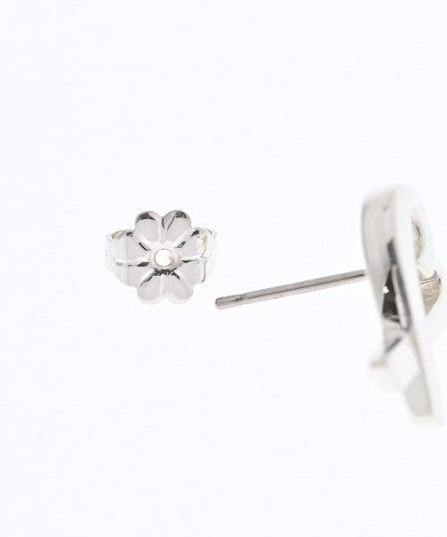 TIFFANY & CO. เจาะ