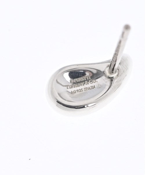 TIFFANY & CO. เจาะ