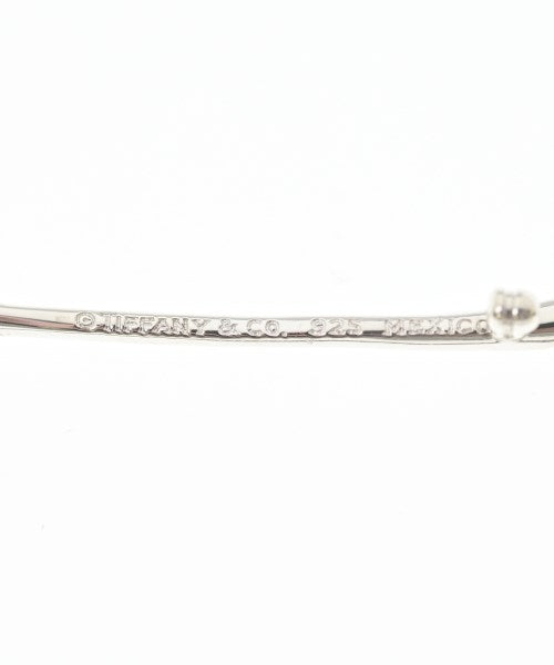 TIFFANY & CO. เข็มกลัด/ดอกไม้ติดเสื้อ