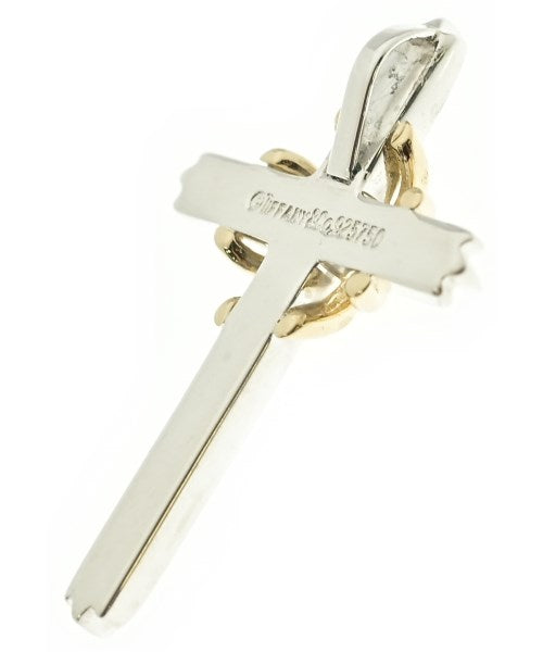 TIFFANY & CO. เครื่องประดับบนกระเป๋า