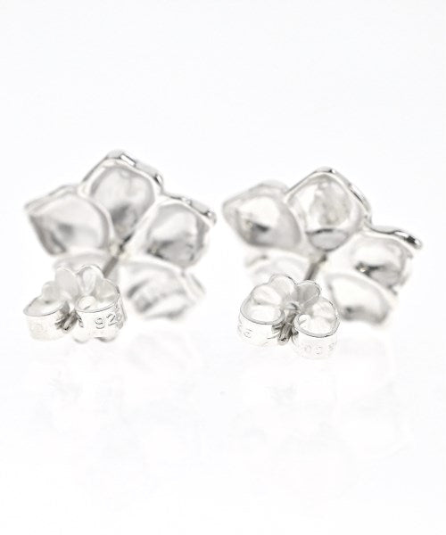 TIFFANY & CO. เจาะ