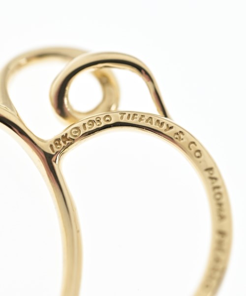 TIFFANY & CO. เครื่องประดับบนกระเป๋า