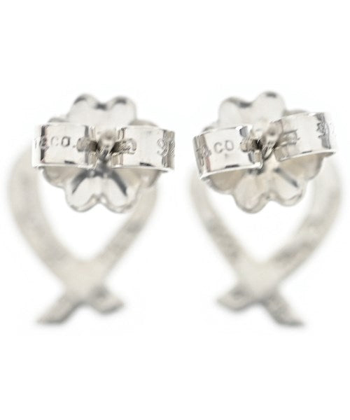 TIFFANY & CO. เจาะ