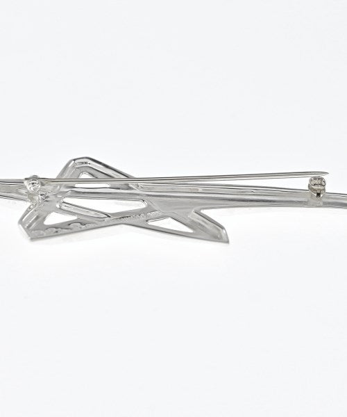 TIFFANY & CO. เข็มกลัด/ดอกไม้ติดเสื้อ