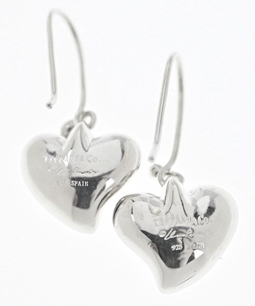 TIFFANY & CO. เจาะ