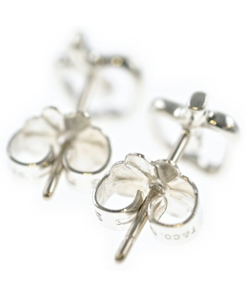 TIFFANY & CO. เจาะ