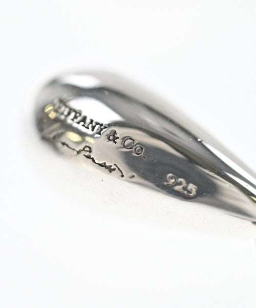 TIFFANY & CO. เจาะ