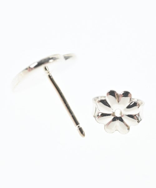TIFFANY & CO. เจาะ