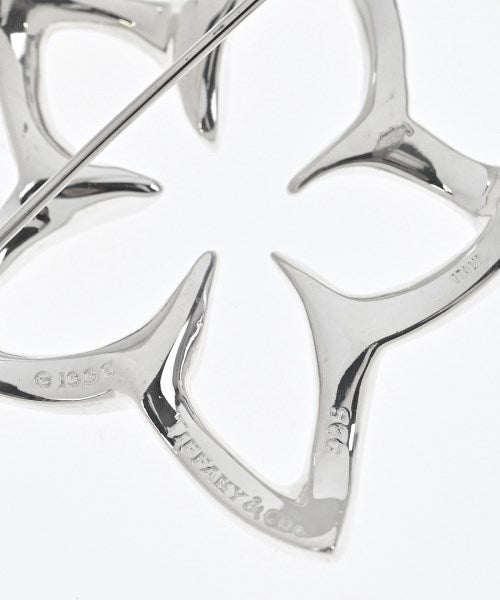 TIFFANY & CO. เข็มกลัด/ดอกไม้ติดเสื้อ