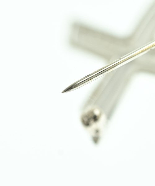 TIFFANY & CO. เข็มกลัด/ดอกไม้ติดเสื้อ
