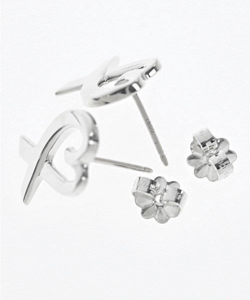 TIFFANY & CO. เจาะ