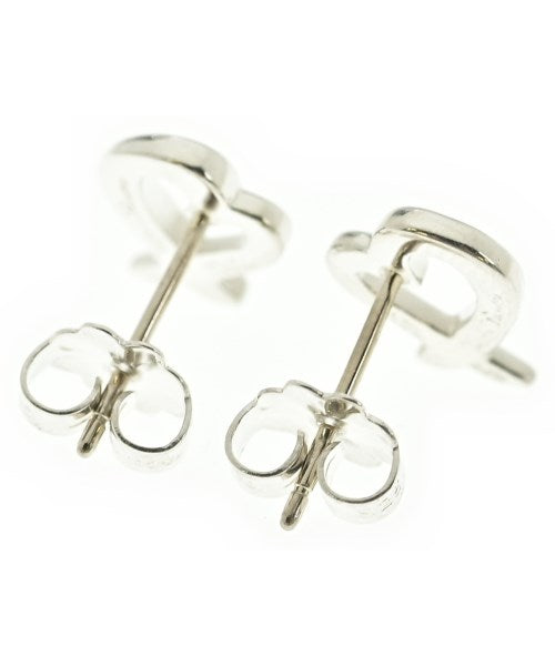 TIFFANY & CO. เจาะ