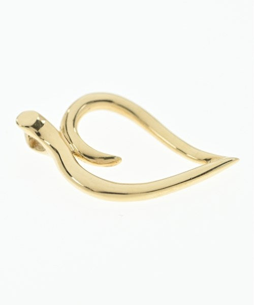 TIFFANY & CO. เครื่องประดับบนกระเป๋า