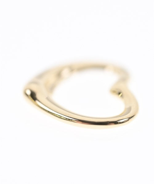 TIFFANY & CO. เครื่องประดับบนกระเป๋า