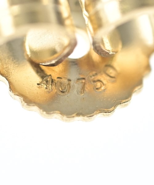 TIFFANY & CO. เจาะ