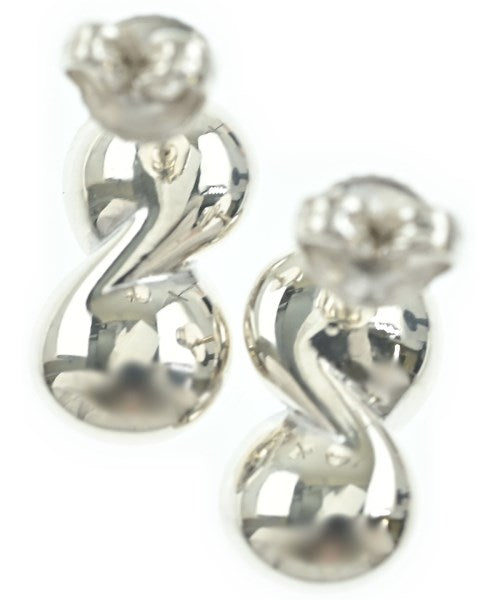 TIFFANY & CO. เจาะ
