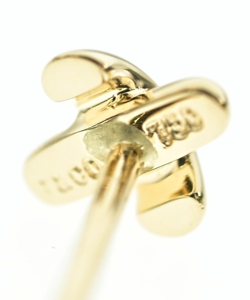 TIFFANY & CO. เจาะ