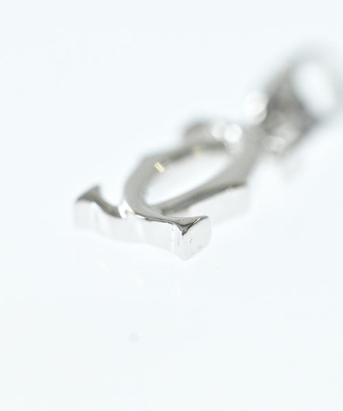 Cartier เครื่องประดับบนกระเป๋า