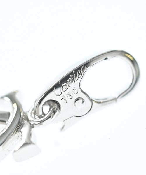 Cartier เครื่องประดับบนกระเป๋า