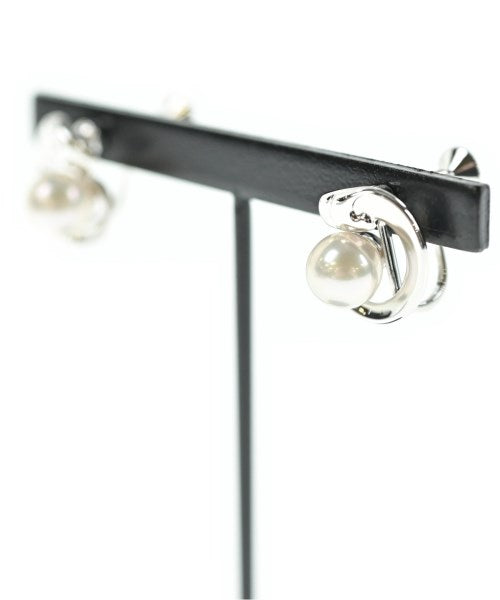 MIKIMOTO เจาะ