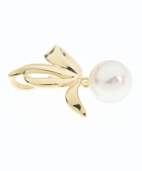 MIKIMOTO เครื่องประดับบนกระเป๋า