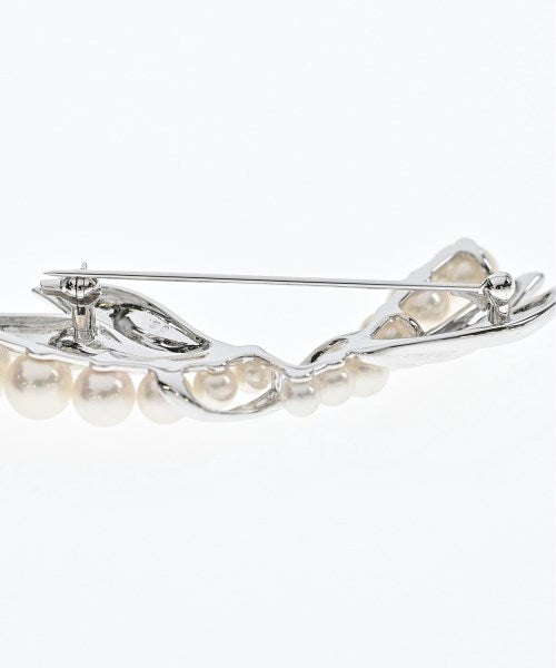 MIKIMOTO เข็มกลัด/ดอกไม้ติดเสื้อ