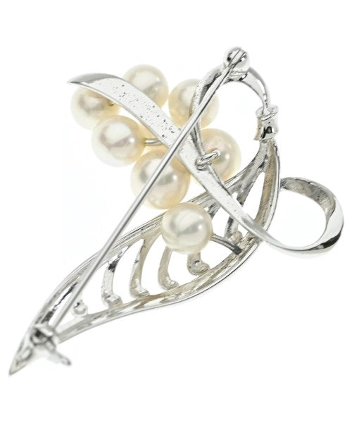 MIKIMOTO เข็มกลัด/ดอกไม้ติดเสื้อ