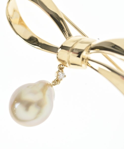 MIKIMOTO เข็มกลัด/ดอกไม้ติดเสื้อ